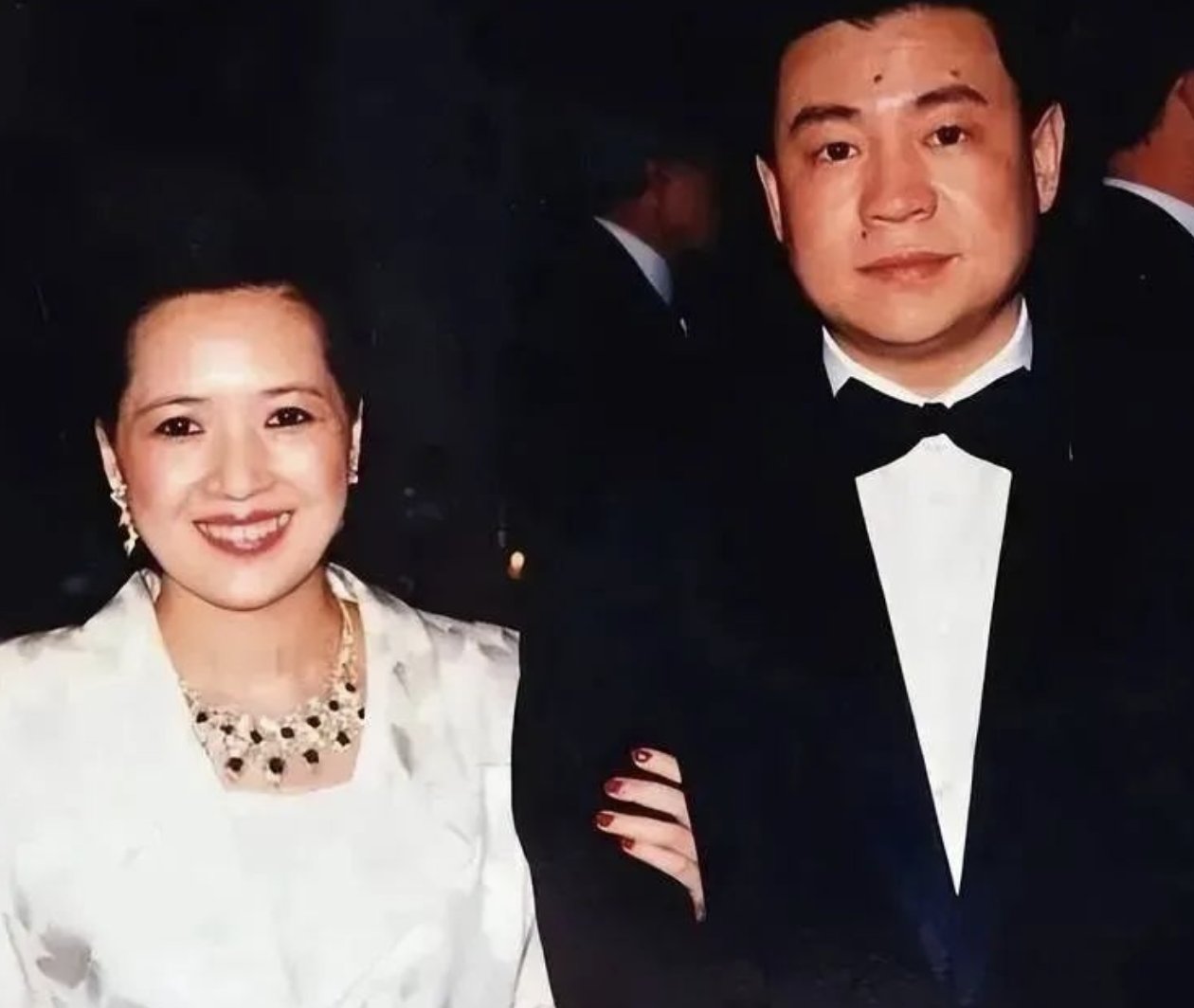 悲情的宝咏琴:对前夫刘銮雄又爱又恨,临终前遗憾没有一张全家福 - 360娱乐,你开心就好