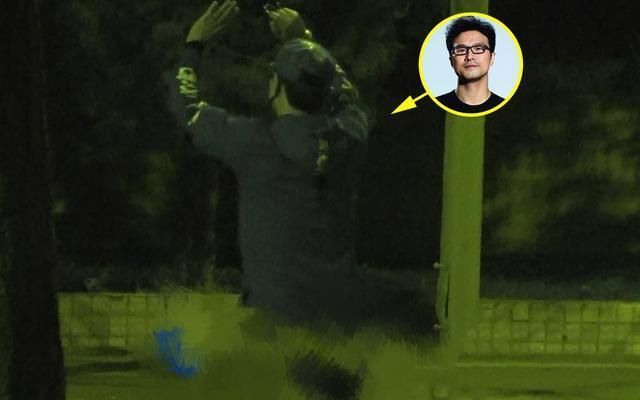 不怕老婆吃醋？汪峰深夜聚会送美女回家，章子怡产后忙捞金显疲惫