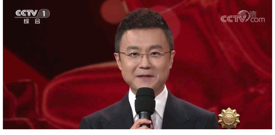 继白,荆以丹之后 刚强,王宁成为央视特别晚会的御用主持人