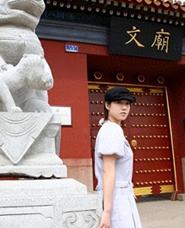 “最红裸模”张筱雨:22岁时拍写真火爆全网,如今将近40岁仍单身 - 360娱乐,你开心就好