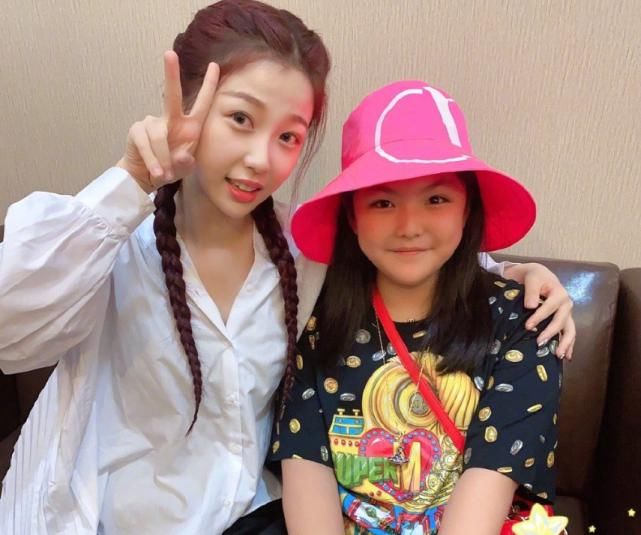 王诗龄迎来11岁生日，李湘晒女儿公益视频，却被网友说美颜过度