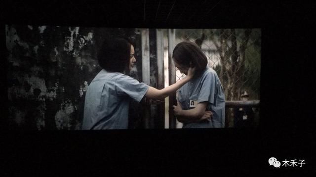 出名女主播穿豹纹军服跳擦边舞称有没有老大开劳斯莱斯接放工网友：霸路总裁剧情？-文娱日报陈冠希终止与Nike协作；奚梦瑶疑怀二胎；花儿超等乖再锤黄俊捷-2024年文娱圈吃瓜盘货：刘晓庆黄晓明秦霄贤等十位明星冲榜 ，袭胸杨幂装聋作哑人格比郑爽还差的他被歌手海泉实名爆料！