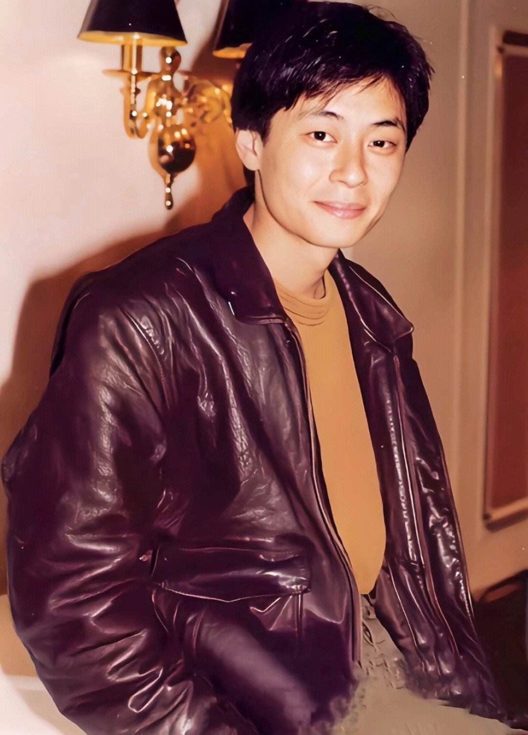 回顾：王杰“毒哑之谜”被揭开，谢霆锋不用再背锅，到底谁害了王杰？ - 360娱乐，你开心就好