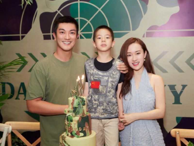 Kimi长大了，杨阳洋也长大了，看见长大后的杜宇麒：男神诞生！
