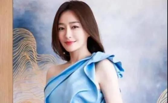 娱乐圈明明颜值很高，却坚持单身生活的女星，秦岚徐静蕾上榜