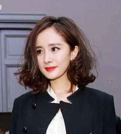 睡不醒头慵懒,法式麻花辫少女,夏天换这几款发型,也太时髦了吧