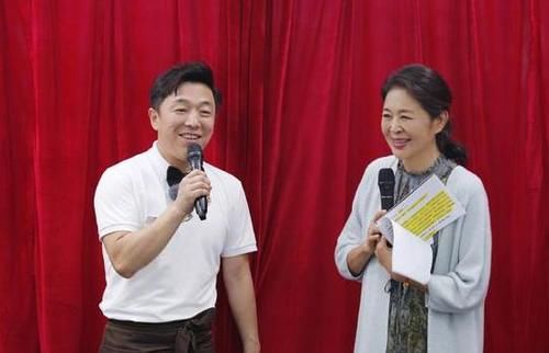《忘不了餐厅》收官黄渤发文：记得彼此就叫永远