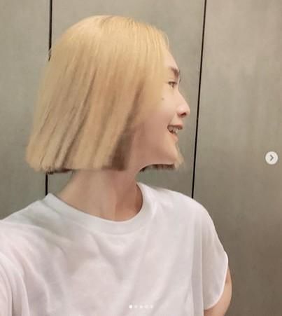 发型师失手剪太短！杨丞琳开心甩头 秀出新发型：很爽