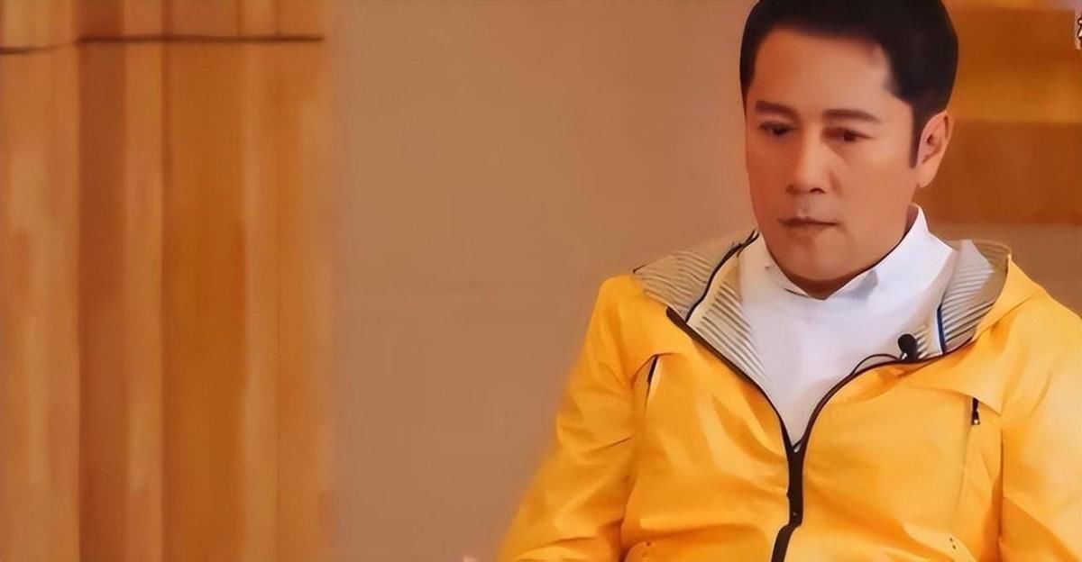 回顾:蔡国庆官宣喜讯,这辈子最幸运的事,就是在路上捡到一个老婆 - 360娱乐,你开心就好