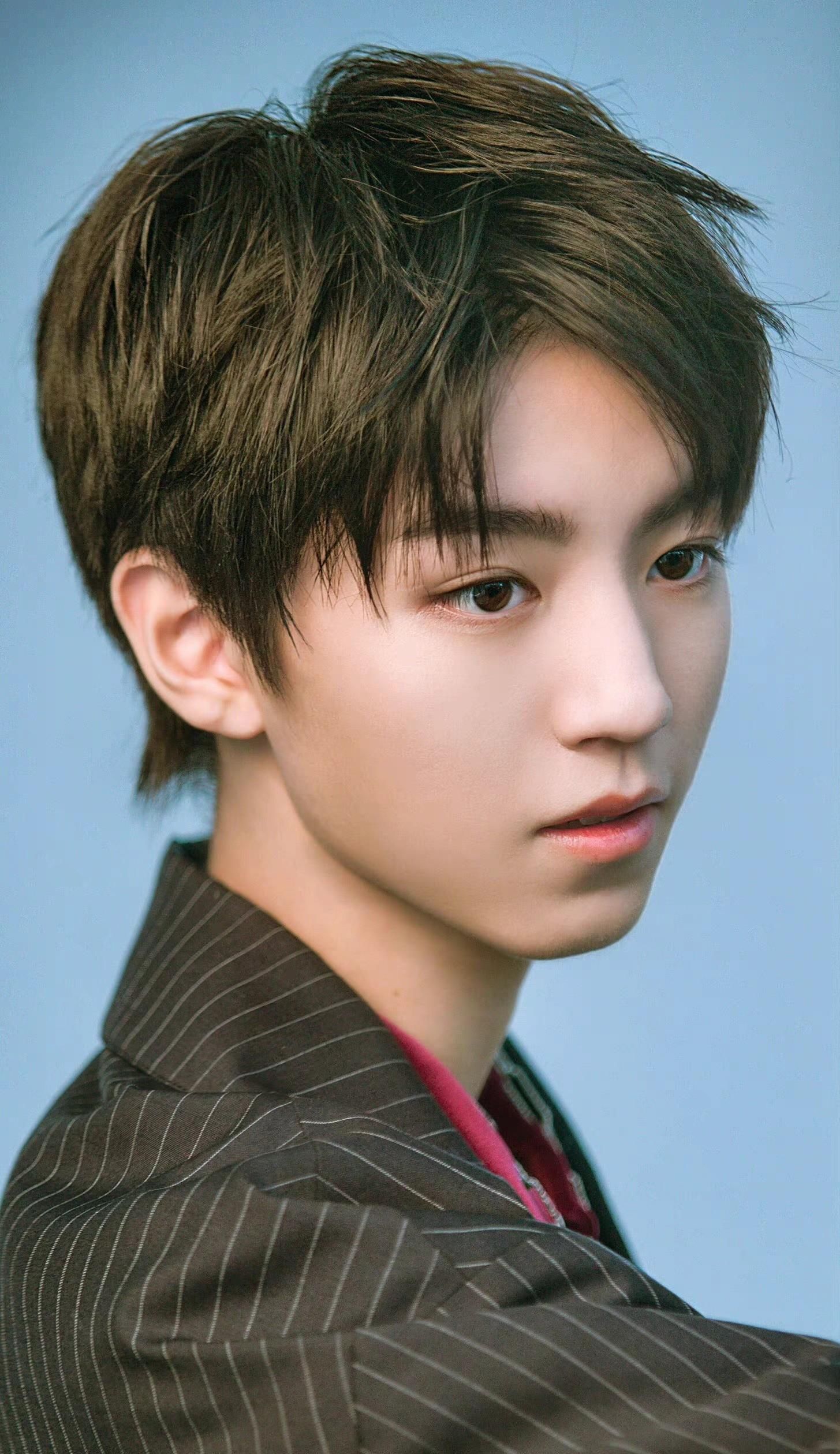 240202 王俊凯的眼尾缺口:一道独特的印记,增添传情的魅力