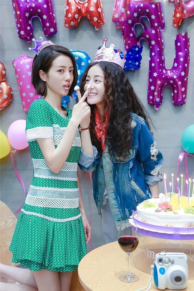 知名制作人力挺李溪芮,演女二好过迪丽热巴,新剧演盲女演技获赞