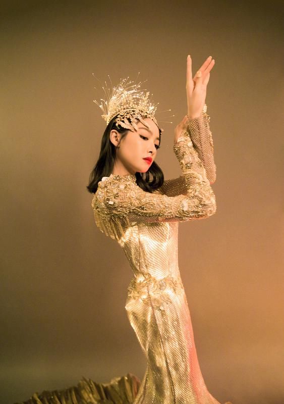 清票后的宋茜跌至第三，为何金鹰女神还是她？